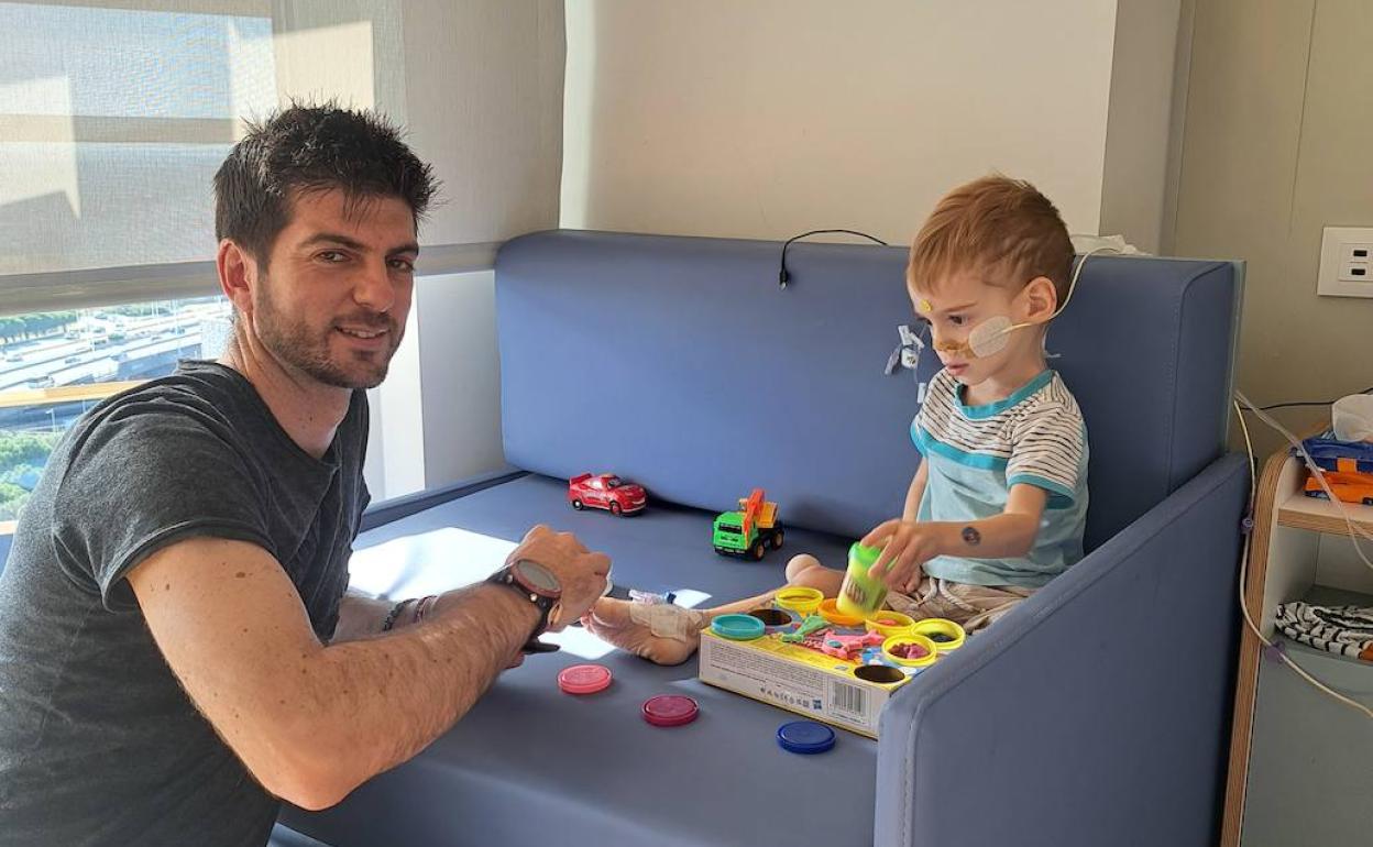 Oliver recibirá el alta hospitalaria la próxima semana para empezar el